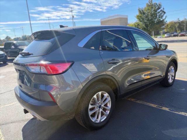 2022 Ford Escape SE Hybrid