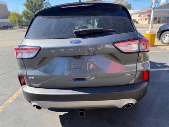 2022 Ford Escape SE Hybrid