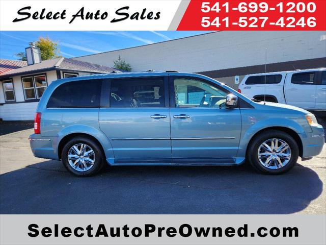 2009 Chrysler Town & Country Limited