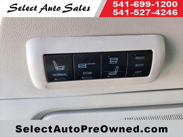 2009 Chrysler Town & Country Limited