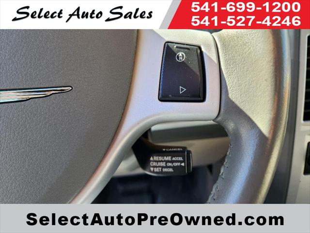 2009 Chrysler Town & Country Limited
