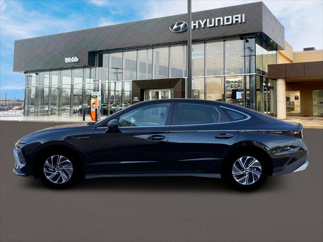 2026 Hyundai Sonata Hybrid Blue