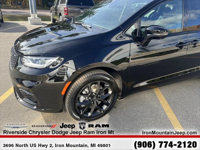 2026 Chrysler Pacifica PACIFICA LIMITED AWD