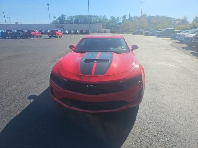 2022 Chevrolet Camaro RWD Coupe LT1
