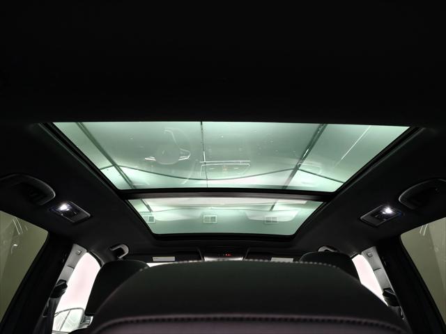 2022 Volkswagen Tiguan 2.0T SEL R-Line 2022 Volkswagen Tiguan 2.0T SEL R-Line