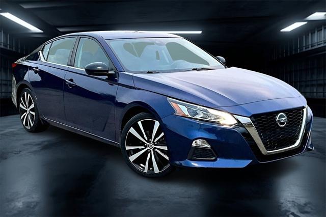 2021 Nissan Altima SR FWD