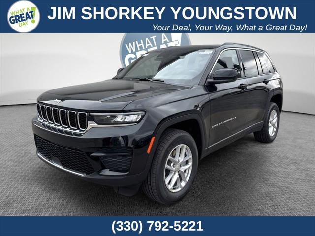 2025 Jeep Grand Cherokee GRAND CHEROKEE LAREDO X 4X4