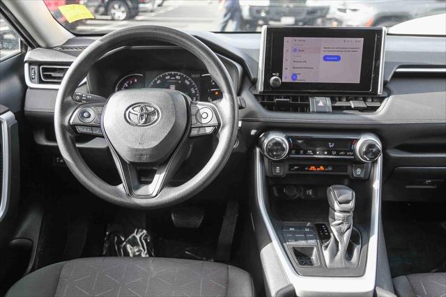 2023 Toyota RAV4 XLE 2023 Toyota RAV4 XLE