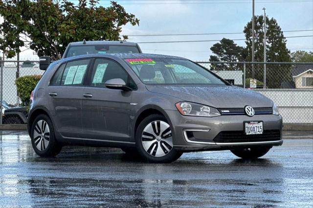 2016 Volkswagen e-Golf SE