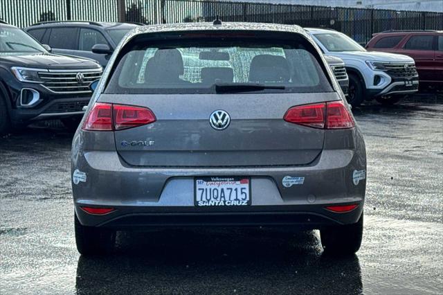 2016 Volkswagen e-Golf SE