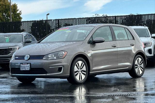 2016 Volkswagen e-Golf SE