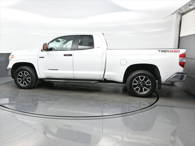 2017 Toyota Tundra SR5 5.7L V8