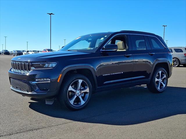 2024 Jeep Grand Cherokee Limited 4x4 2024 Jeep Grand Cherokee Limited 4x4