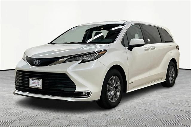 2021 Toyota Sienna XLE 2021 Toyota Sienna XLE