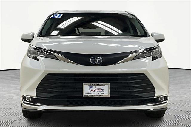 2021 Toyota Sienna XLE 2021 Toyota Sienna XLE