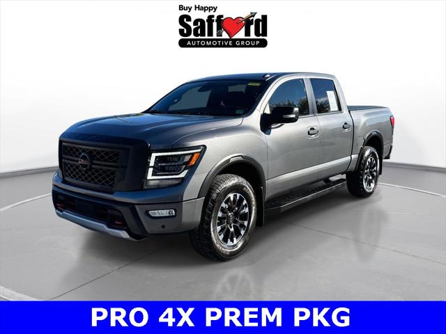2021 Nissan TITAN Crew Cab PRO-4X 4x4 2021 Nissan TITAN Crew Cab PRO-4X 4x4