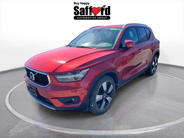 2019 Volvo XC40 T5 Momentum