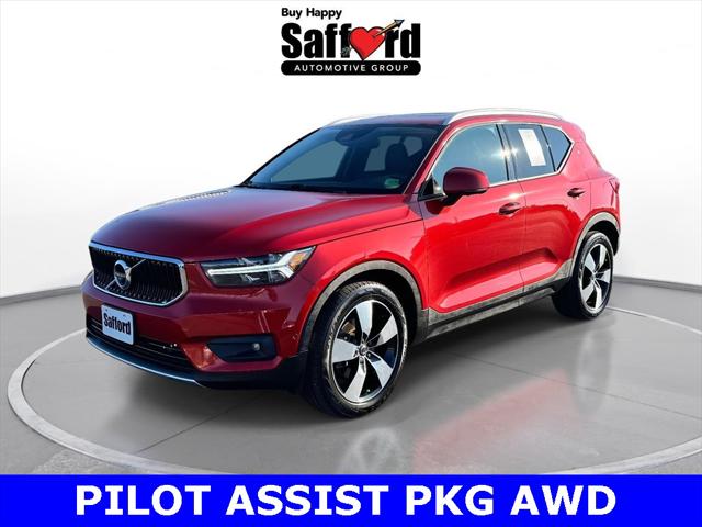 2019 Volvo XC40 T5 Momentum 2019 Volvo XC40 T5 Momentum