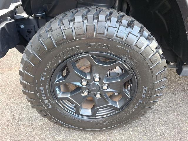 2021 Jeep Gladiator Willys 4x4