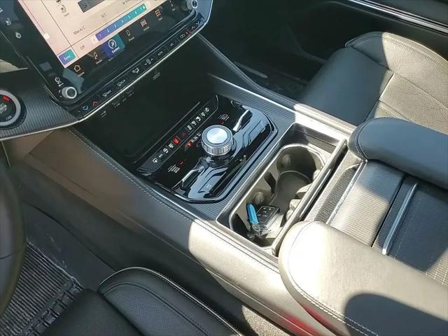 2024 Jeep Grand Wagoneer L Series II 4x4