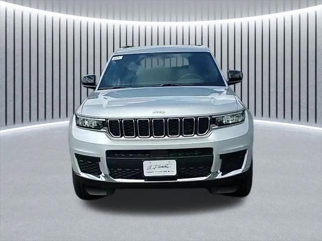 2025 Jeep Grand Cherokee L Laredo X 4x4