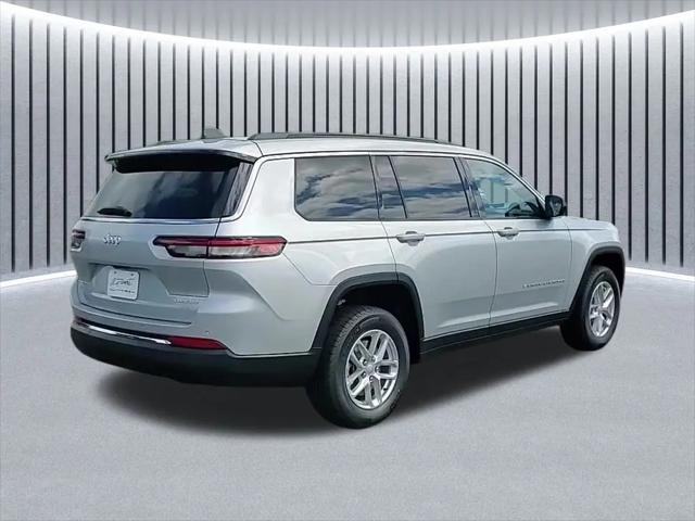 2025 Jeep Grand Cherokee L Laredo X 4x4