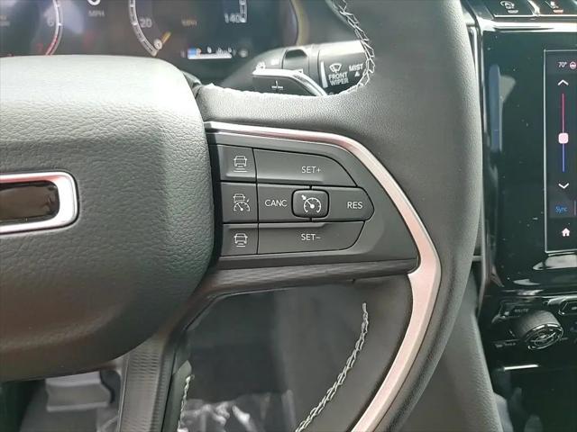 2025 Jeep Grand Cherokee L Laredo X 4x4
