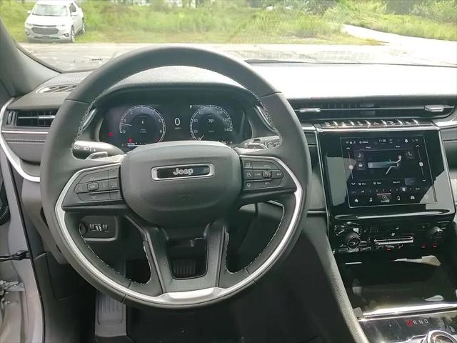 2025 Jeep Grand Cherokee L Laredo X 4x4