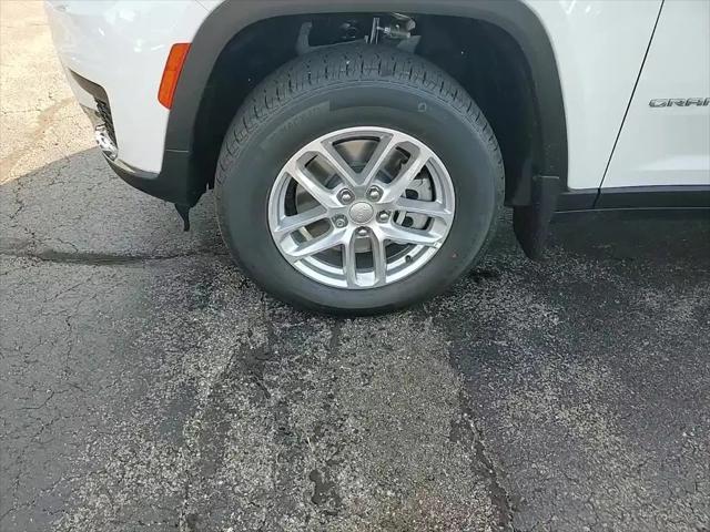 2025 Jeep Grand Cherokee L Laredo X 4x4