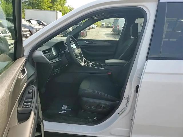 2025 Jeep Grand Cherokee L Laredo X 4x4
