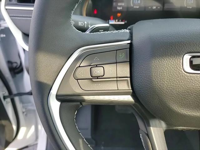 2025 Jeep Grand Cherokee L Laredo X 4x4