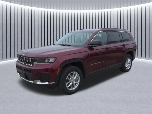 2025 Jeep Grand Cherokee L Laredo X 4x4 for sale in Crystal Lake, IL