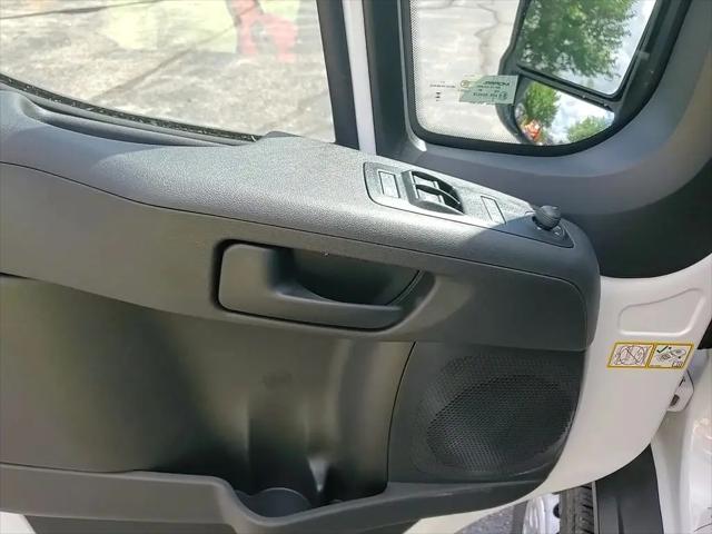 2025 Ram ProMaster 2500 Cargo Van Tradesman High Roof 136" WB w/Pass Seat
