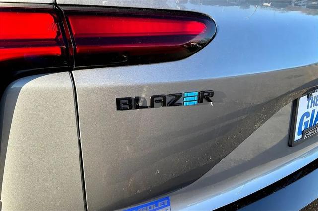 2026 Chevrolet V Blazer RS FWD