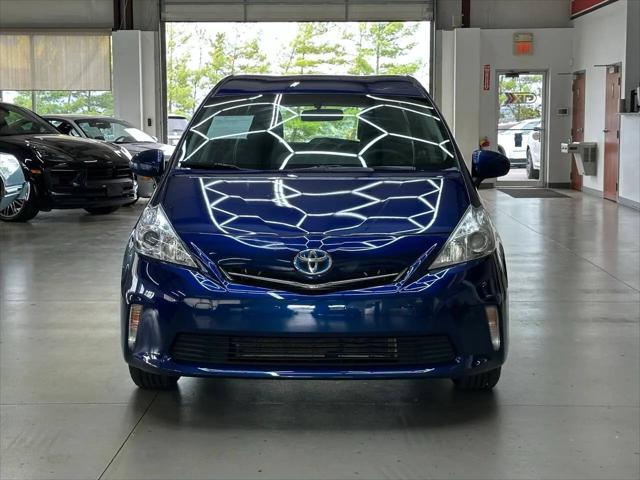 2012 Toyota Prius v Two