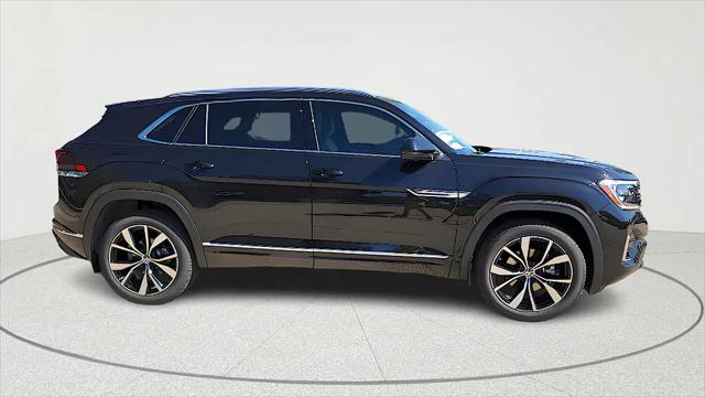 2026 Volkswagen Atlas Cross Sport SEL Premium R-Line
