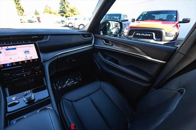 2025 Jeep Grand Cherokee Limited 4x4