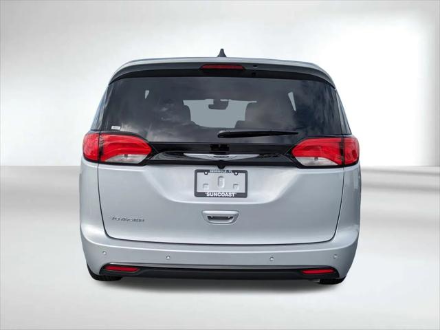 2026 Chrysler Voyager LX