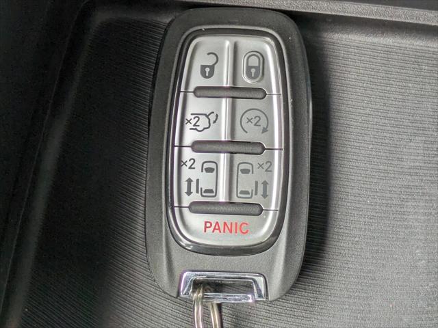 2026 Chrysler Voyager LX