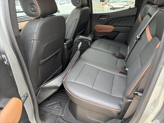 2024 GMC Canyon 4WD AT4