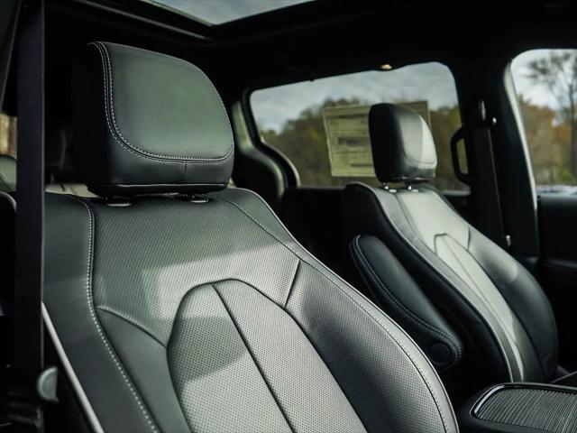 2026 Chrysler Pacifica Limited AWD