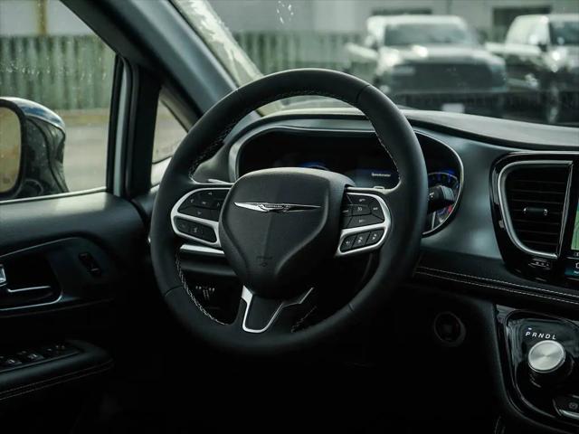 2026 Chrysler Pacifica Limited AWD