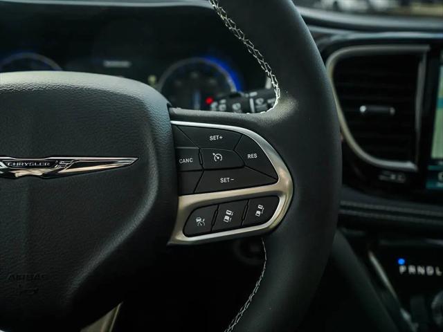 2026 Chrysler Pacifica Limited AWD
