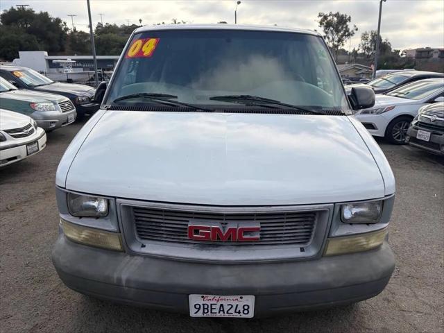 2004 GMC Safari Standard