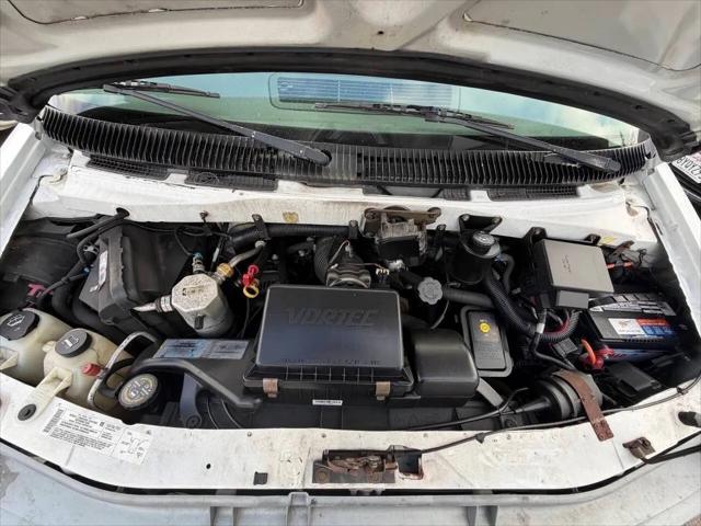 2004 GMC Safari Standard