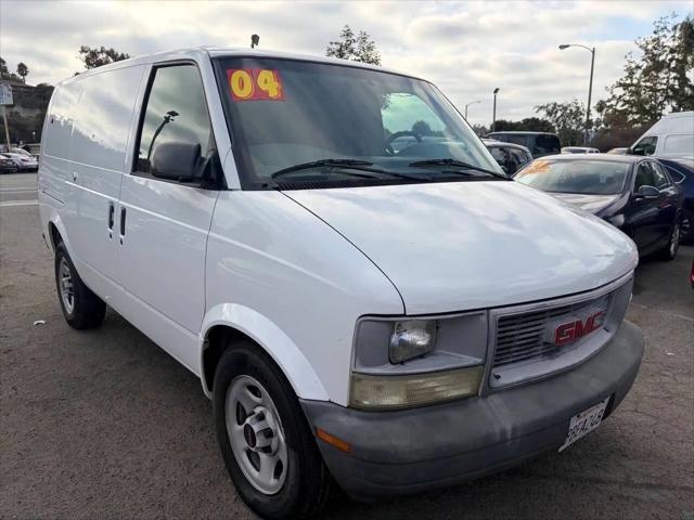 2004 GMC Safari Standard for sale in Vista, CA
