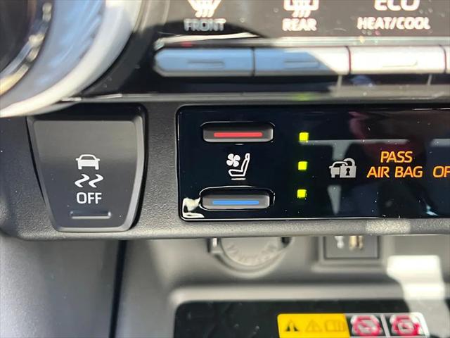 2025 Toyota RAV4 Plug-In Hybrid XSE