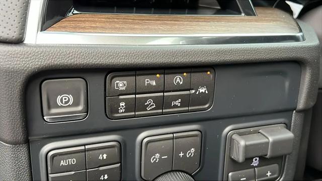 2026 Chevrolet Suburban High Country, 4WD