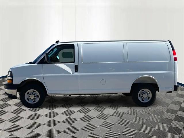 2025 Chevrolet Express Cargo Van RWD 2500 Regular Wheelbase WT
