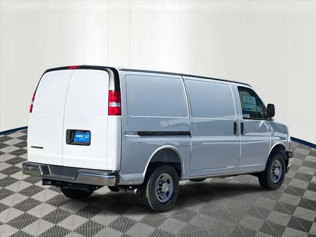 2025 Chevrolet Express Cargo Van RWD 2500 Regular Wheelbase WT